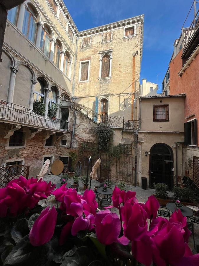 Corte Del Doge Di Rialto Veneţia Exterior foto
